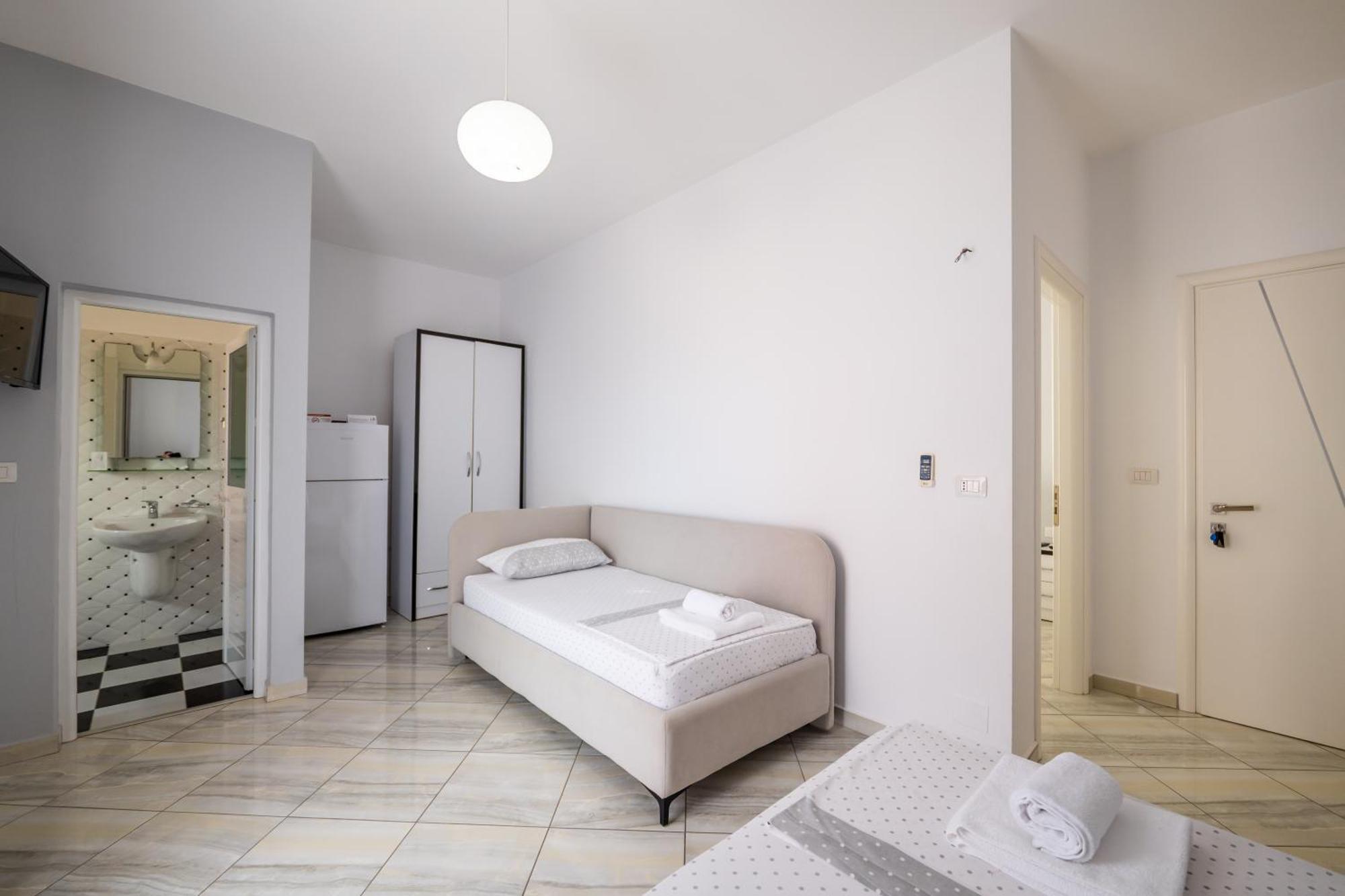 Hotel Artur2 Ksamil Dış mekan fotoğraf